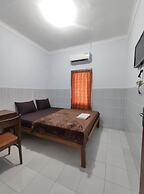 Super OYO 93173 Khazanah Room Syariah