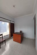 Super OYO 93173 Khazanah Room Syariah