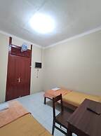 Super OYO 93173 Khazanah Room Syariah