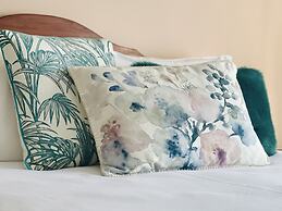 Stanley Holiday Houses