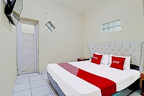 OYO Life 91480 Putridapisa Syariah