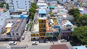 Le Suresh Residency