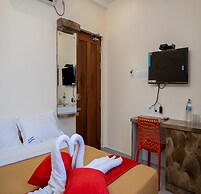 Le Suresh Residency