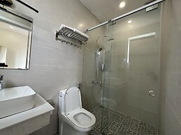 Capital O 1208 Phong Van Villa