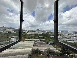 Capital O 1208 Phong Van Villa