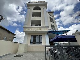 Capital O 1208 Phong Van Villa