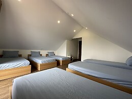 Capital O 1208 Phong Van Villa