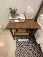 Pr Pvt Rm 5 Qn Bed Gated Comm Easy Parking