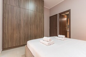 Cosy 2BR-Apartment next to Bars & Resto