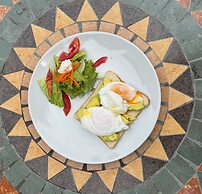 Nico's Hotel and Sky Bar