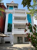 Nico's Hotel and Sky Bar