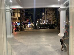 Nico's Hotel and Sky Bar