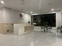 Nico's Hotel and Sky Bar