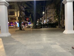 Nico's Hotel and Sky Bar