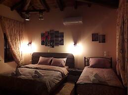 TO SPITI TOU PALIKARA