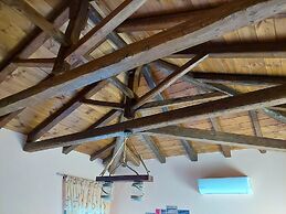 TO SPITI TOU PALIKARA