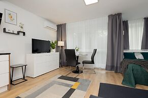 Studio Metro Pole Mokotowskie by Renters