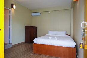 Lakers Bed and Breakfast