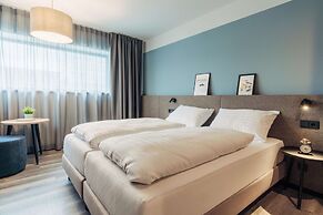 harry's home Salzburg