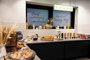 harry's home Salzburg