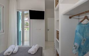 KLIMA BAY Beachfront Boutique Houses