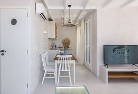 KLIMA BAY Beachfront Boutique Houses