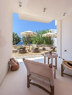 KLIMA BAY Beachfront Boutique Houses