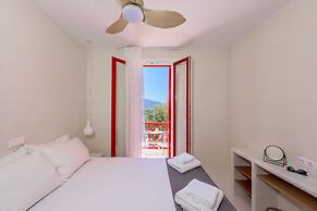 KLIMA BAY Beachfront Boutique Houses