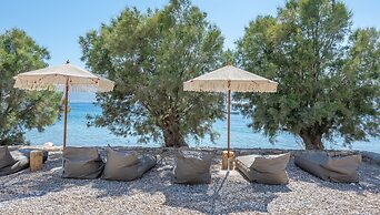 KLIMA BAY Beachfront Boutique Houses