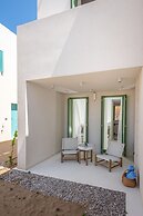 KLIMA BAY Beachfront Boutique Houses