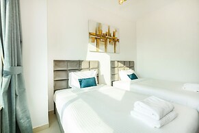 LUX  The Supreme Burj Residence Suite