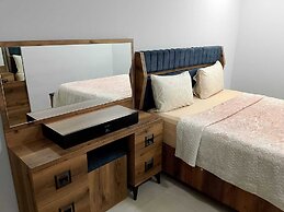 Old Town Grand Apart Hotel