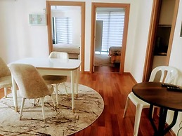 Old Town Grand Apart Hotel