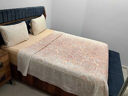 Old Town Grand Apart Hotel