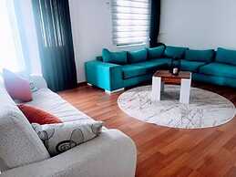 Old Town Grand Apart Hotel