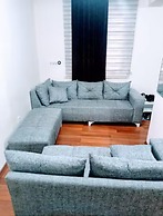 Old Town Grand Apart Hotel