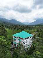 Lumino Winter Castle