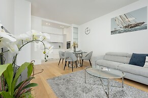 Apartment Cybernetyki 15 by Renters