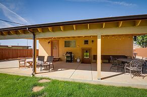 Pet-friendly Kanab Getaway w/ Patio & Grill!