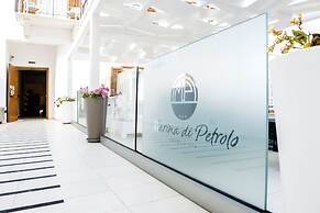 Marina di Petrolo Apartments