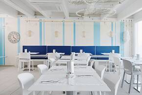 Marina di Petrolo Apartments