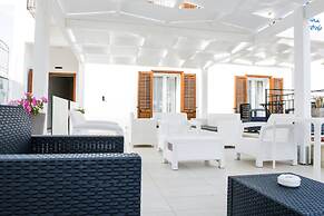 Marina di Petrolo Apartments