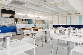 Marina di Petrolo Apartments