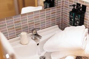 Marina di Petrolo Apartments