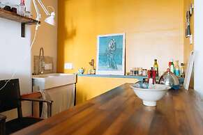 Peaceful 1BD Flat With Private Garden, Brighton!