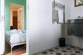 Peaceful 1BD Flat With Private Garden, Brighton!