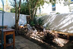 Peaceful 1BD Flat With Private Garden, Brighton!