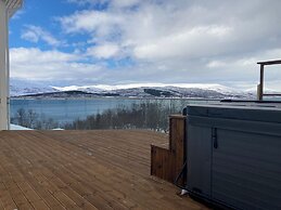 New Studio Apartment in Tromso - Aurora Hotspot