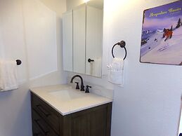 Wild Irishman 2 bed 2 bath Sleeps 9 WIBH