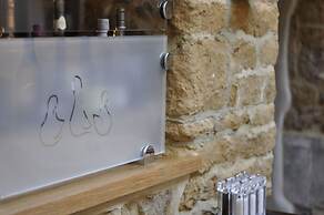 The Three Pigeons Inn